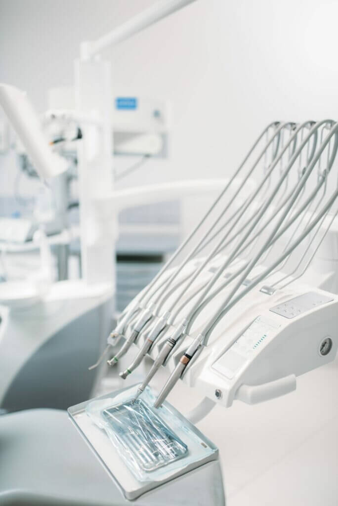 dental-equipment-in-dentistry-clinic-stomatology-2023-11-27-05-01-56-utc-scaled.jpg